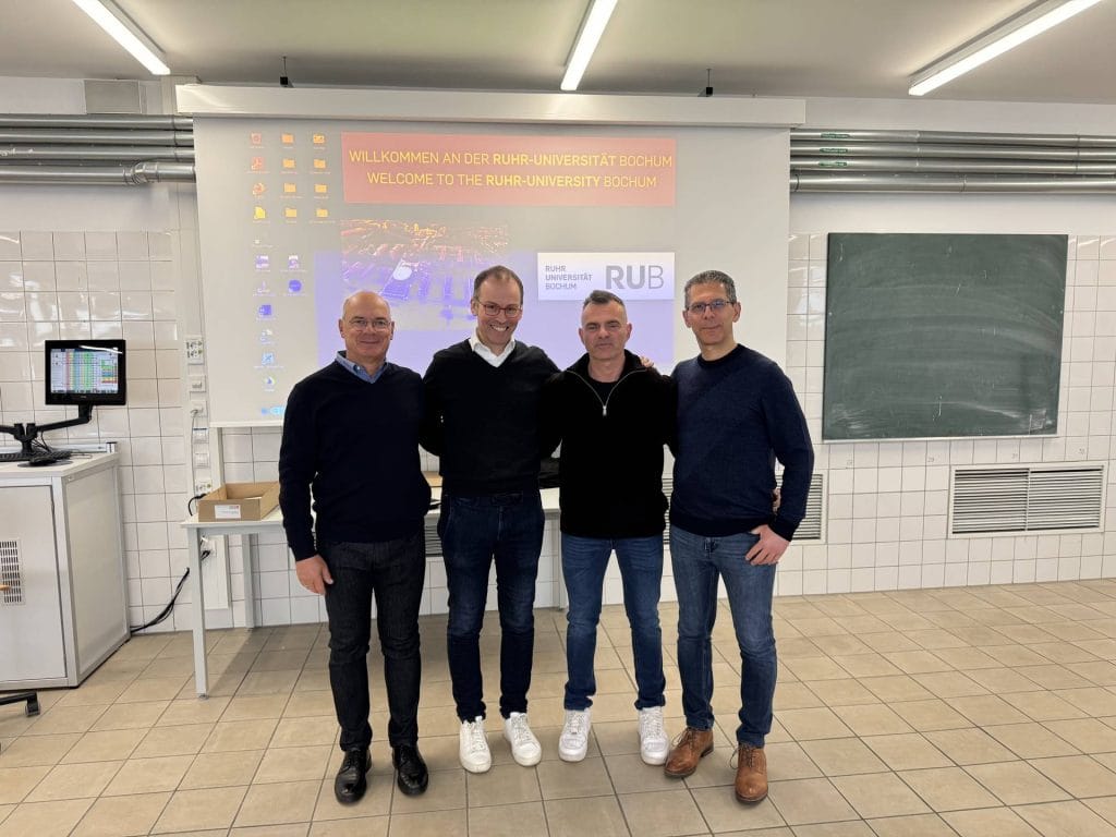 Active Participation as an Instructor in the "Bochum Spine Intervention-Course (BoWis-Course)"